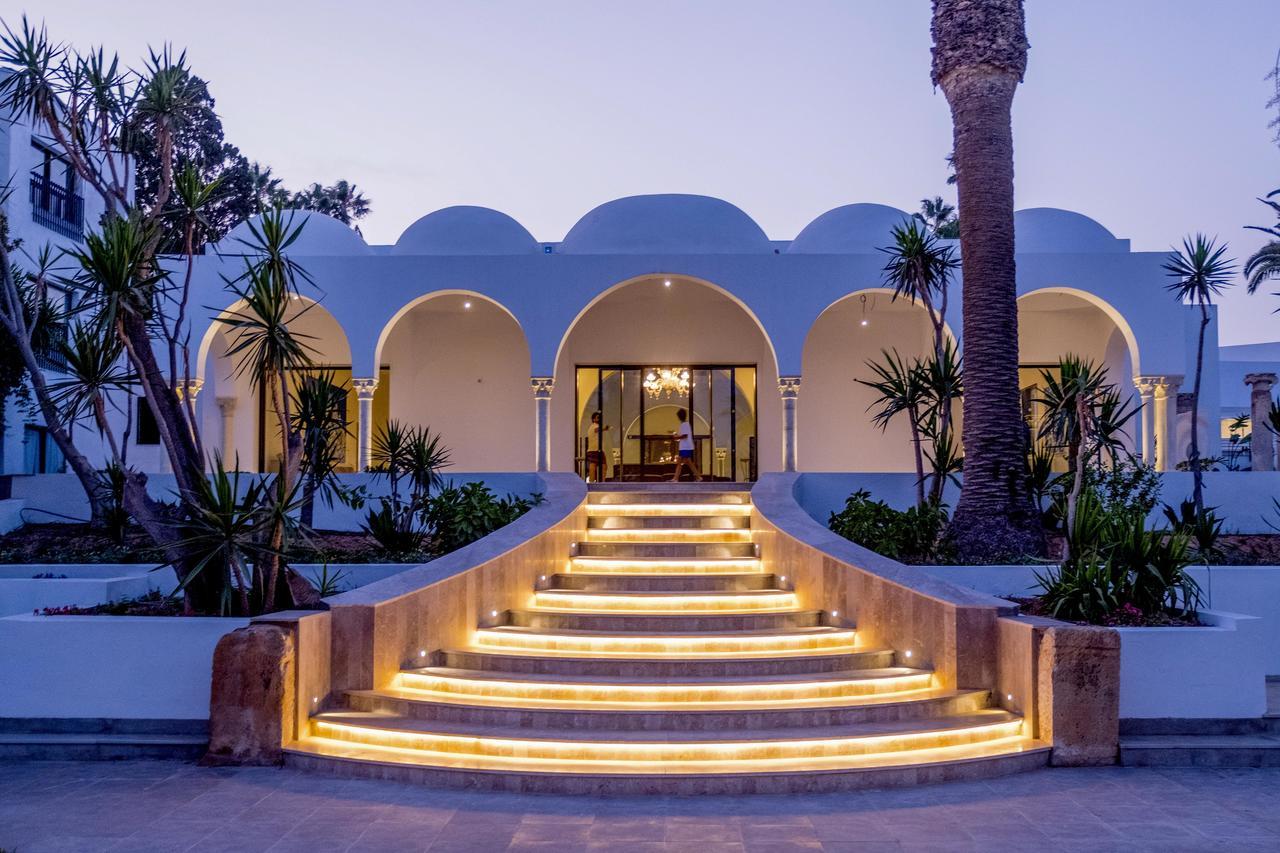 Les Orangers Garden Villas And Bungalows Ultra All Inclusive Hammamet Dış mekan fotoğraf The entrance of the hotel